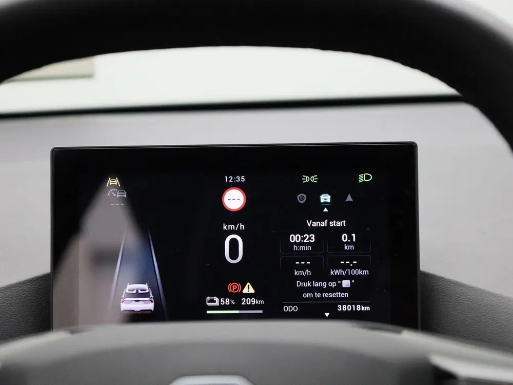 MG MG4 64 kWh Luxury uit 2023, foto 8