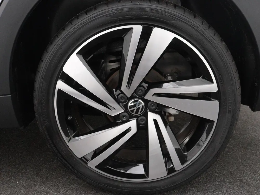Volkswagen T-Cross 1.0 TSI R-Line 110 PK | EM | Navigatie | uit 2023, foto 14