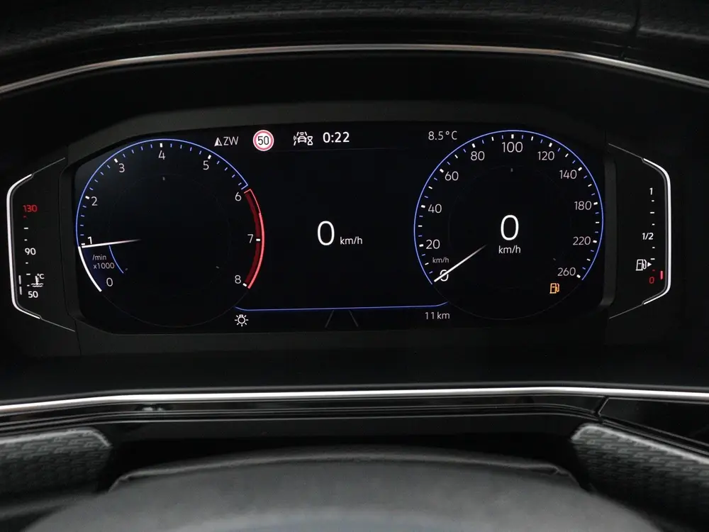 Volkswagen T-Cross 1.0 TSI R-Line 110 PK | EM | Navigatie | uit 2023, foto 7
