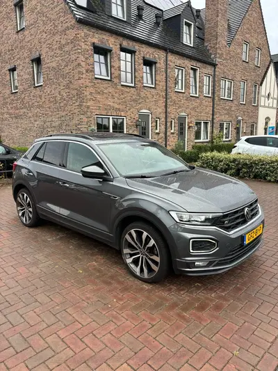Volkswagen T-Roc 1.5 TSI R-LINE DSG 150 PK uit 2021