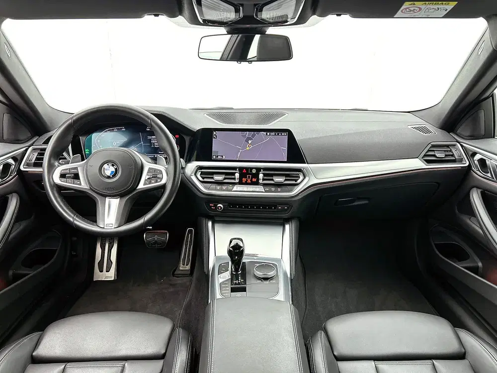 BMW 4-serie 4-serie Coupé 430i High Executive M Sport uit 2022, foto 4