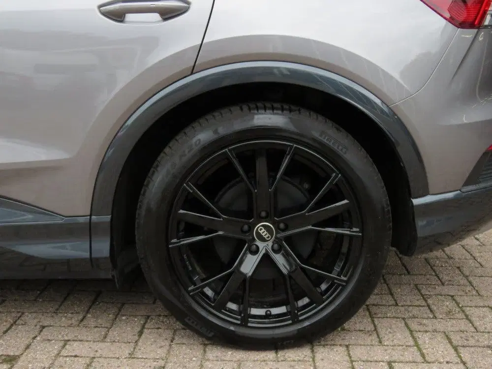 Audi Q4 e-tron 40 LAUNCH EDITION ADV. 77kWh uit 2021, foto 13