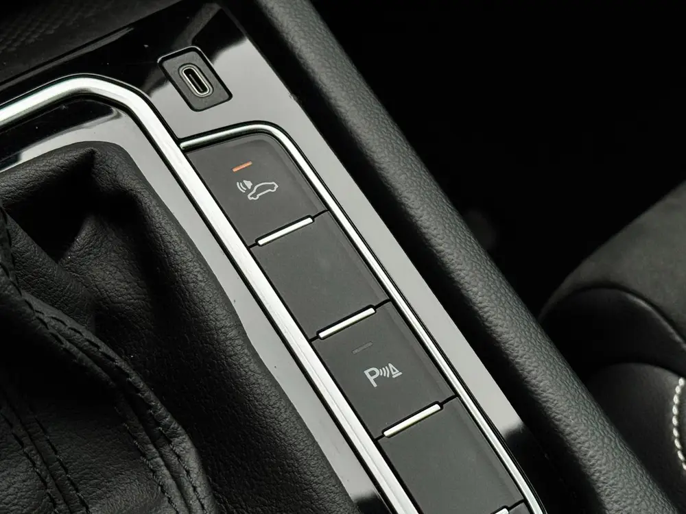 Volkswagen Passat Variant 1.4 TSI PHEV GTE | Camera | Sfeer uit 2021, foto 11