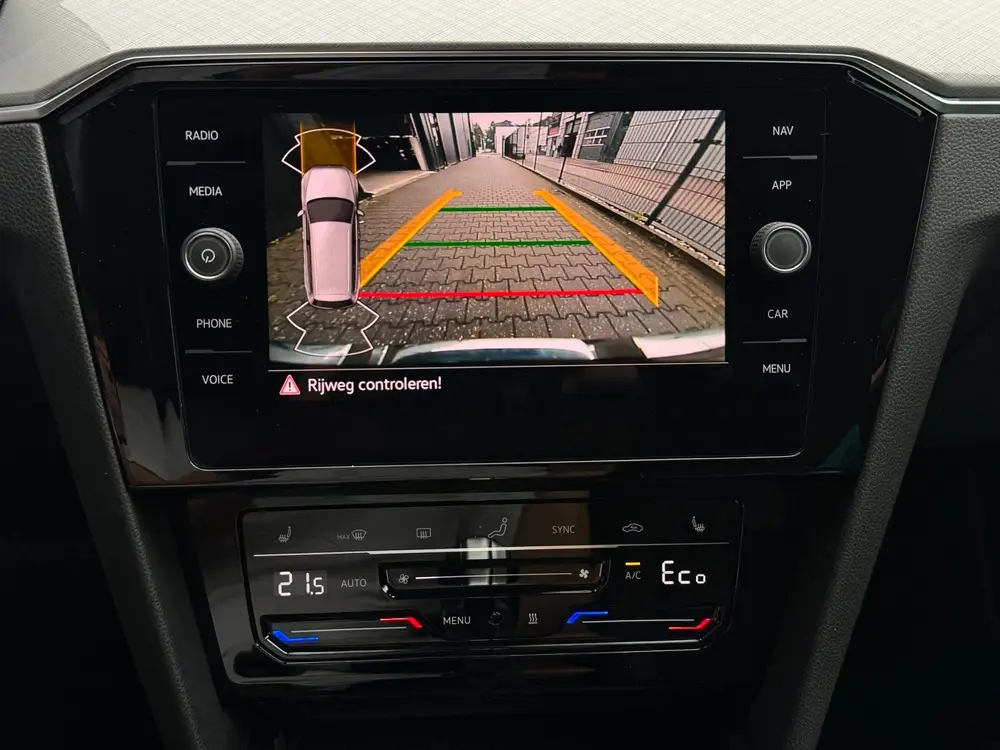 Volkswagen Passat Variant 1.4 TSI PHEV GTE | Camera | Sfeer uit 2021, foto 15