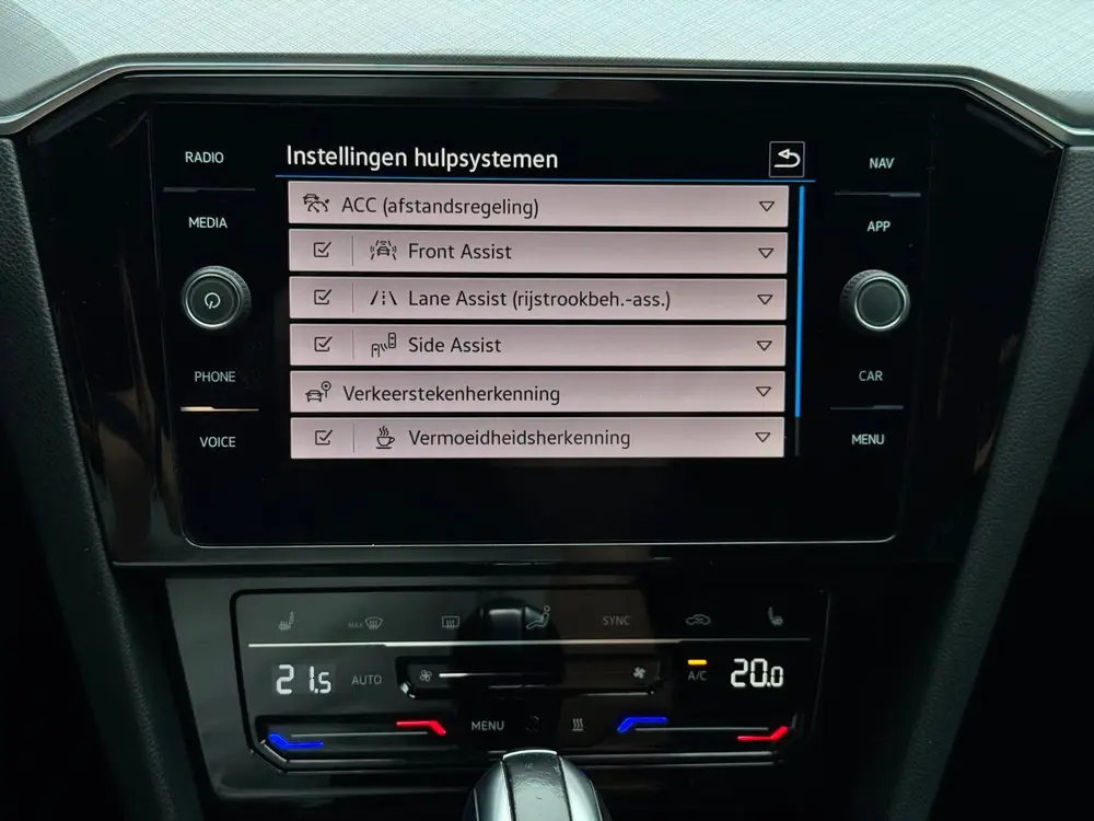Volkswagen Passat Variant 1.4 TSI PHEV GTE | Camera | Sfeer uit 2021, foto 19