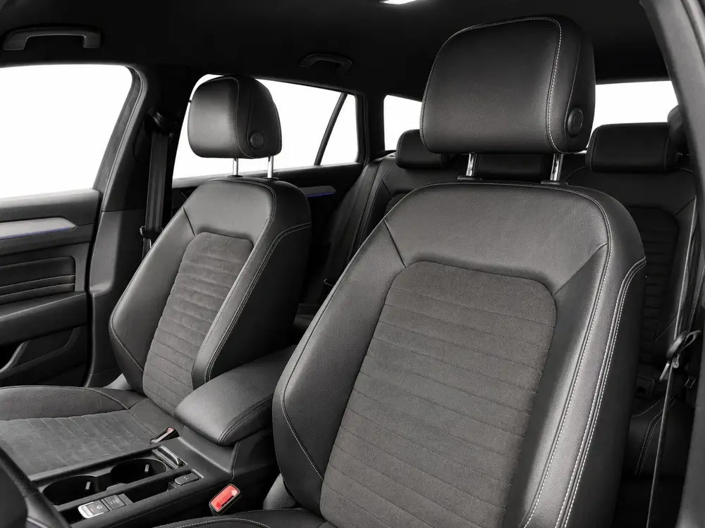 Volkswagen Passat Variant 1.4 TSI PHEV GTE | Camera | Sfeer uit 2021, foto 4