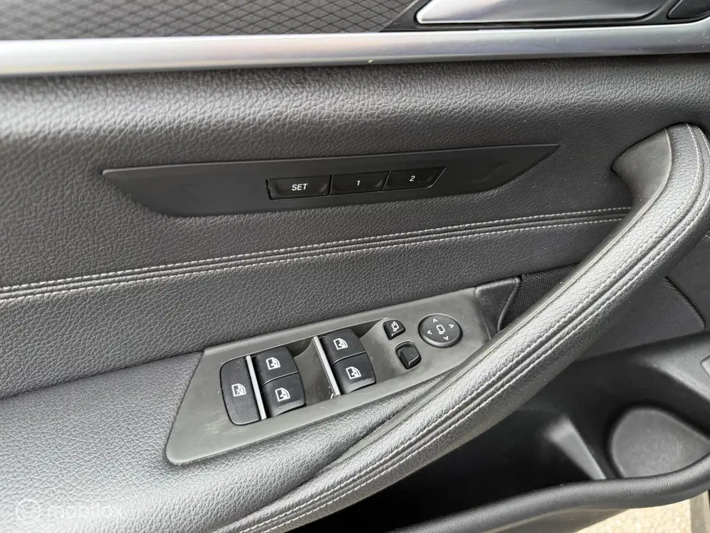 BMW 5-serie 530d High Executive panoramadak uit 2021, foto 15