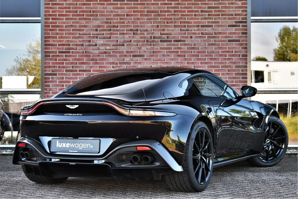 Aston Martin Vantage 4.0 V8 Carbon-ext | Ceramic-brakes | 26 uit 2019, foto 2