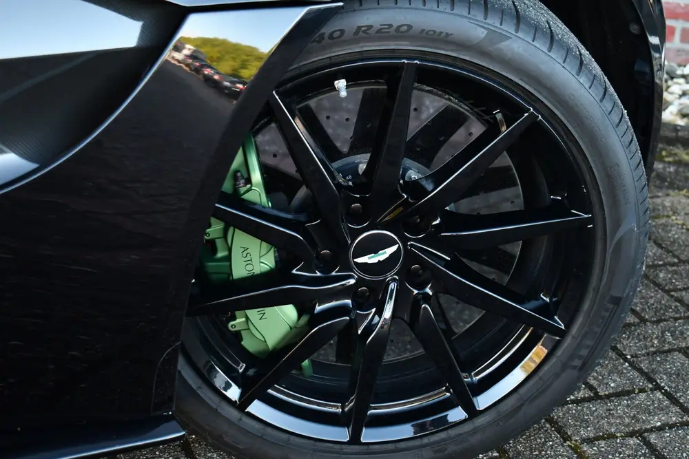 Aston Martin Vantage 4.0 V8 Carbon-ext | Ceramic-brakes | 26 uit 2019, foto 9