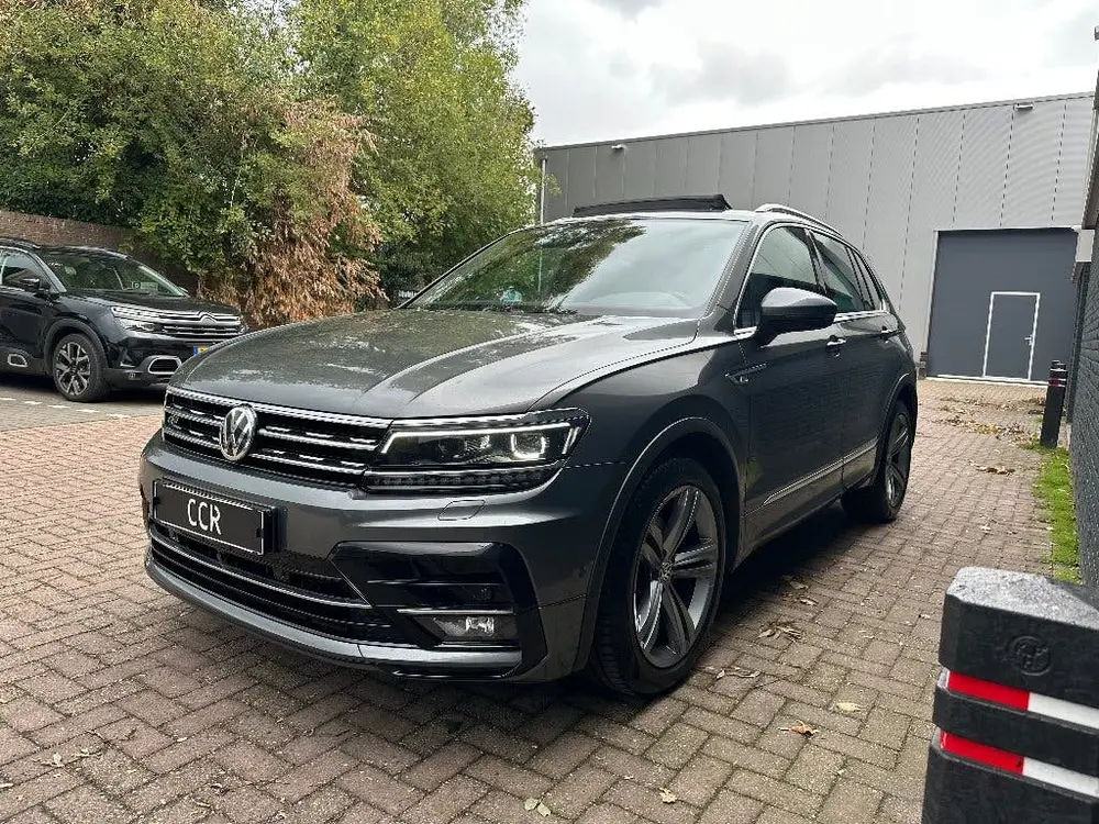 Volkswagen Tiguan VERKOCHT! Volkswagen Tiguan 1.5 TSI 2019 3X R-LINE PANO uit 2019, foto 2