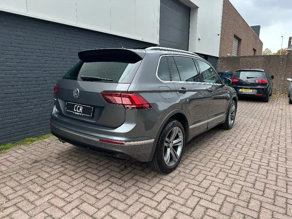 Volkswagen Tiguan VERKOCHT! Volkswagen Tiguan 1.5 TSI 2019 3X R-LINE PANO uit 2019, foto 3