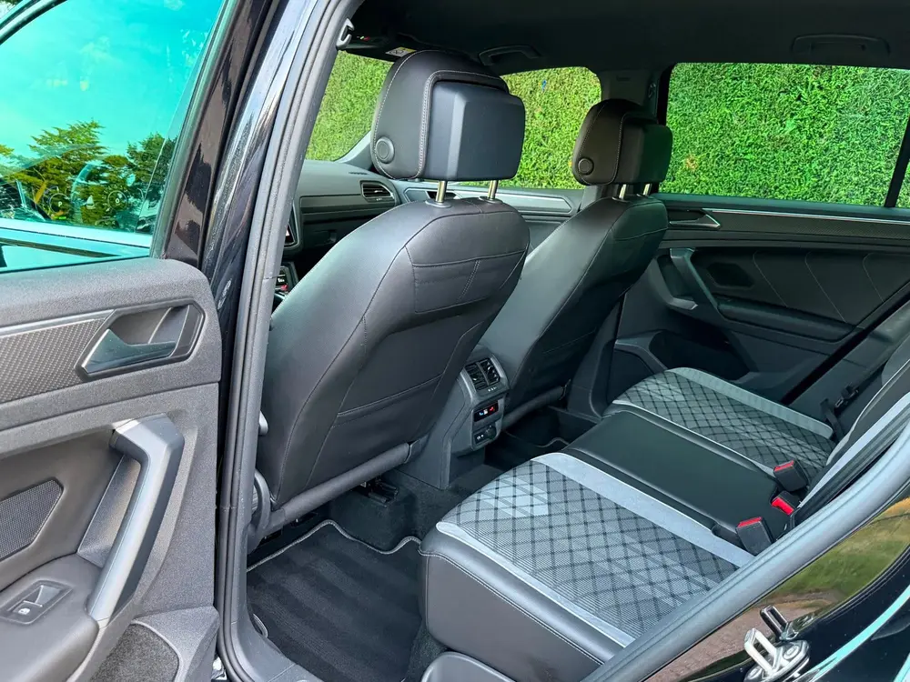 Volkswagen Tiguan 1.4 TSI eHybrid R-Line GARANTIE/1eEIGENAAR uit 2022, foto 19