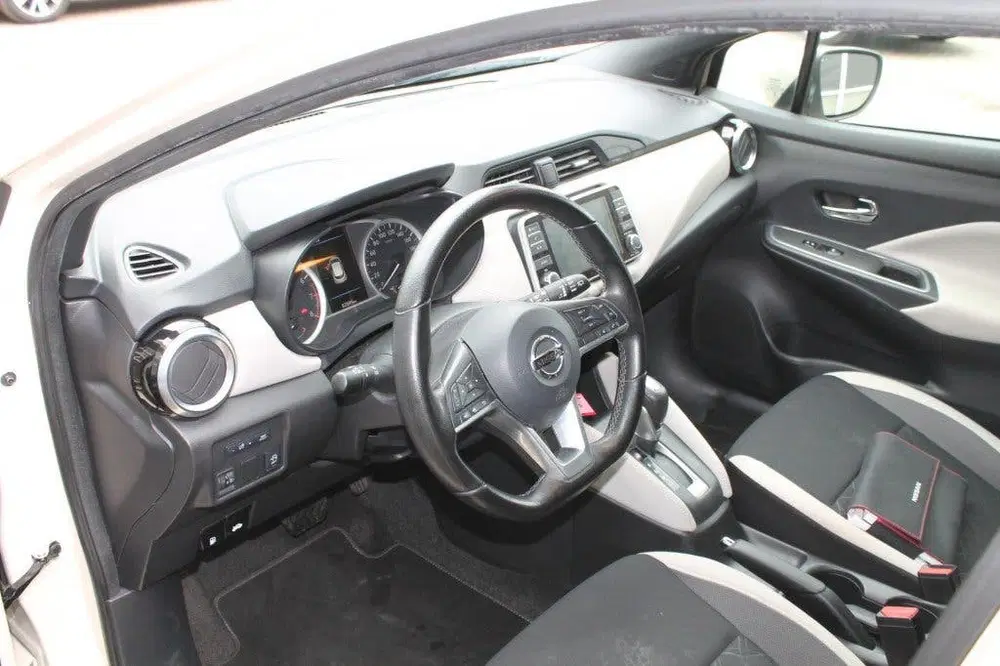 Nissan Micra 1.0 IG-T N-CONNECTA AUTOMAAT uit 2020, foto 2