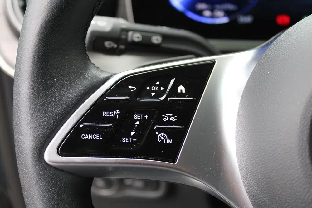 Mercedes-Benz EQV 300 L3 uit 2024, foto 11