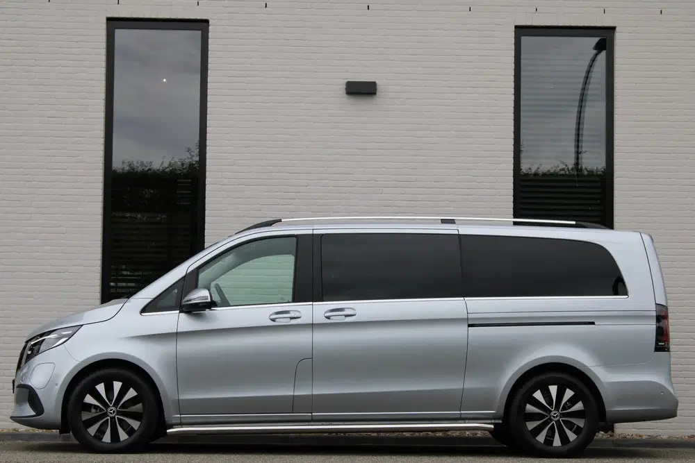 Mercedes-Benz EQV 300 L3 uit 2024, foto 6