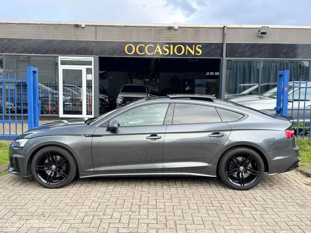 Audi A5 45 TFSI quattro S edition uit 2020, foto 10