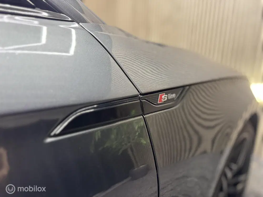 Audi A5 45 TFSI quattro S edition uit 2020, foto 16