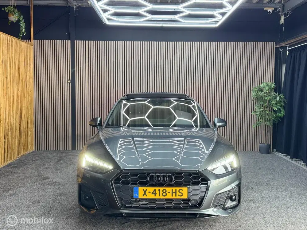 Audi A5 45 TFSI quattro S edition uit 2020, foto 4
