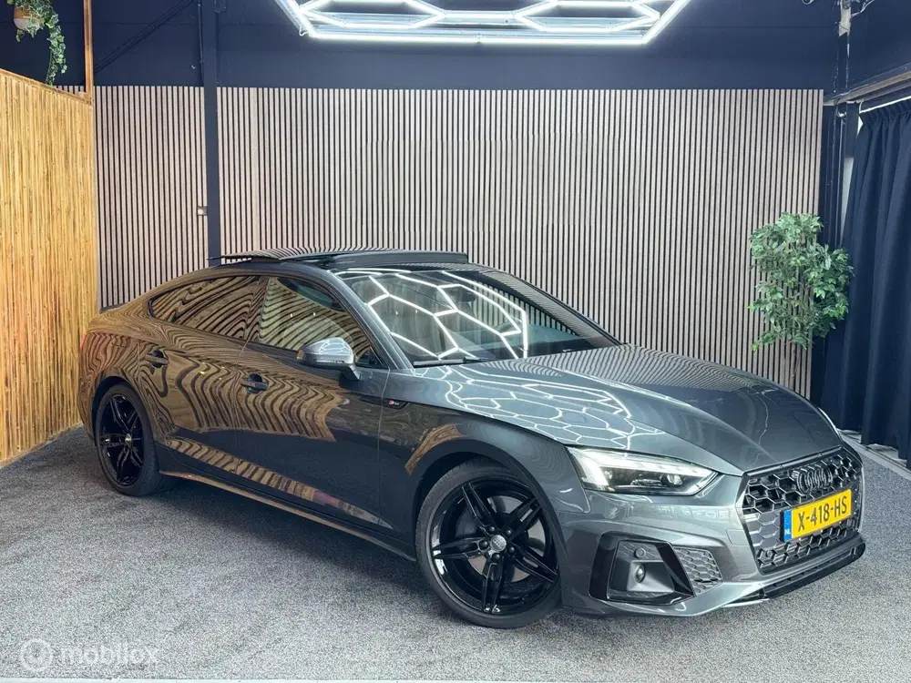 Audi A5 45 TFSI quattro S edition uit 2020, foto 5