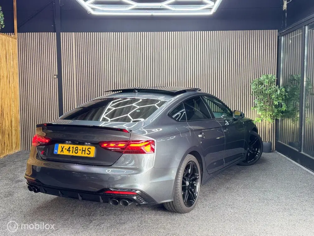 Audi A5 45 TFSI quattro S edition uit 2020, foto 7