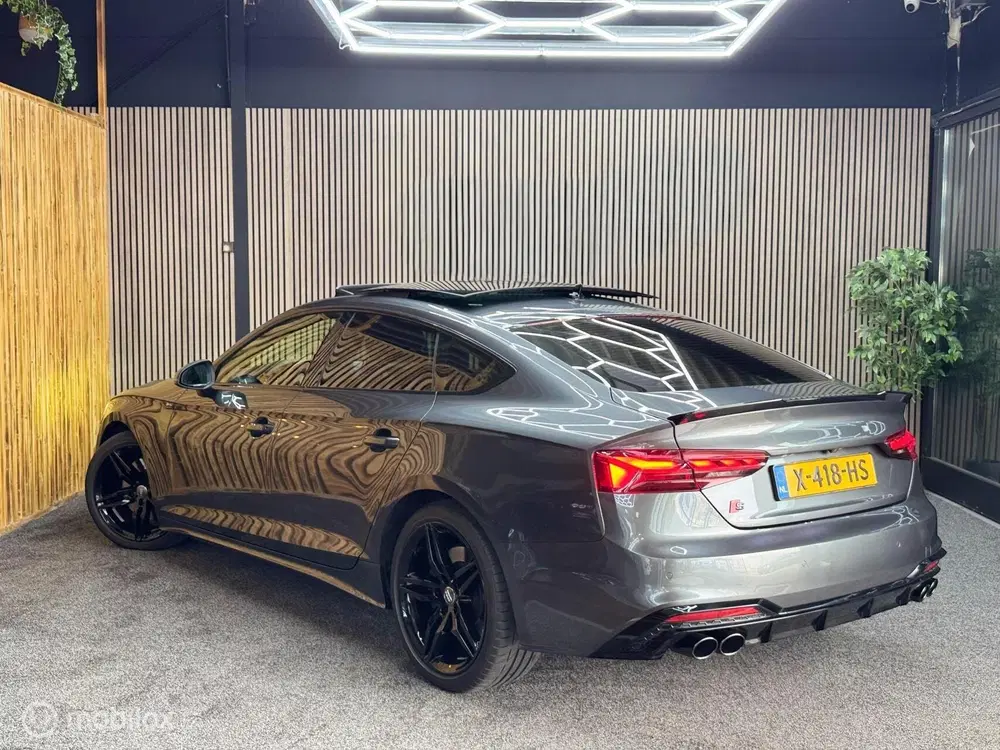 Audi A5 45 TFSI quattro S edition uit 2020, foto 8
