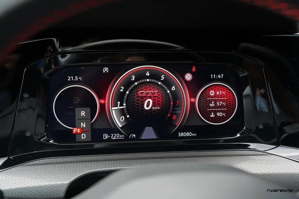 Volkswagen Golf 8 GTI Clubsport | Pano | Camera | Alcantara uit 2022, foto 19