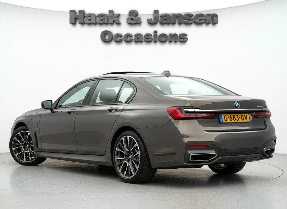 BMW 7-serie 745e M-Sport uit 2019, foto 3