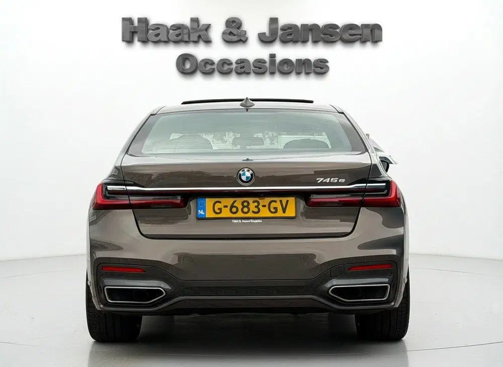 BMW 7-serie 745e M-Sport uit 2019, foto 8