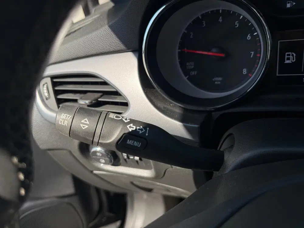 Opel Astra 1.4 Blitz Elegance uit 2021, foto 16