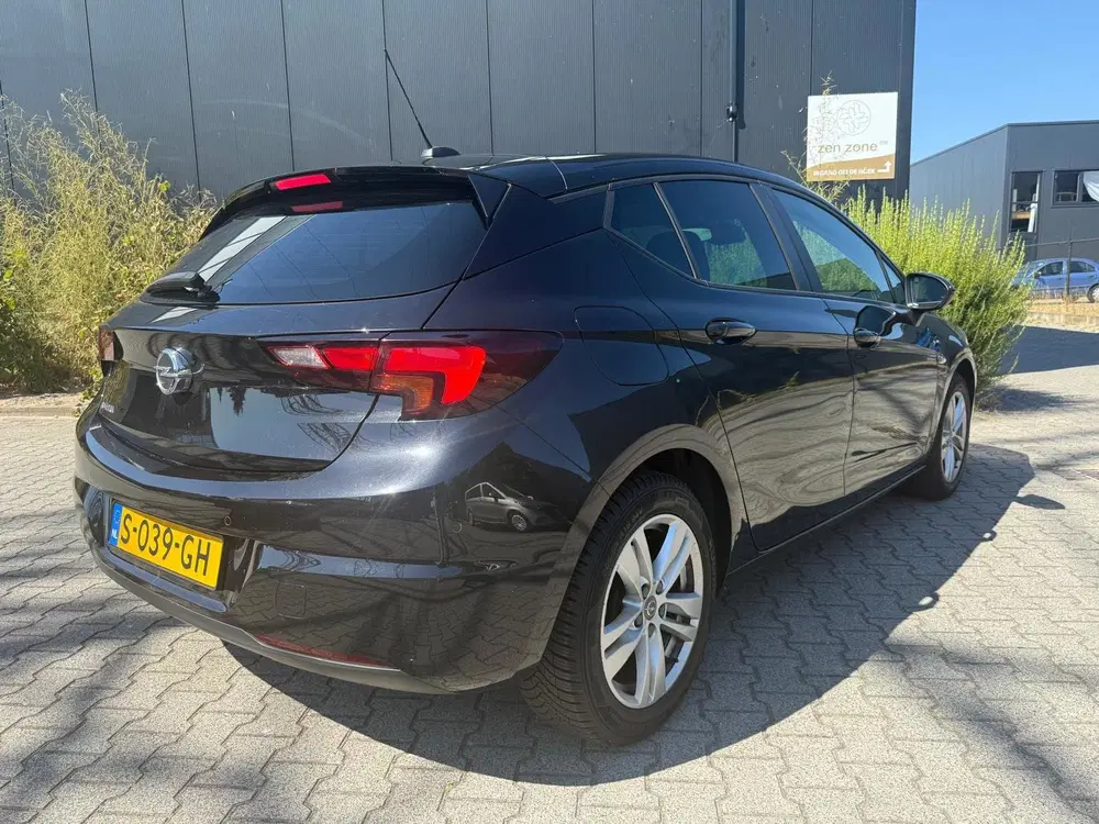 Opel Astra 1.4 Blitz Elegance uit 2021, foto 6
