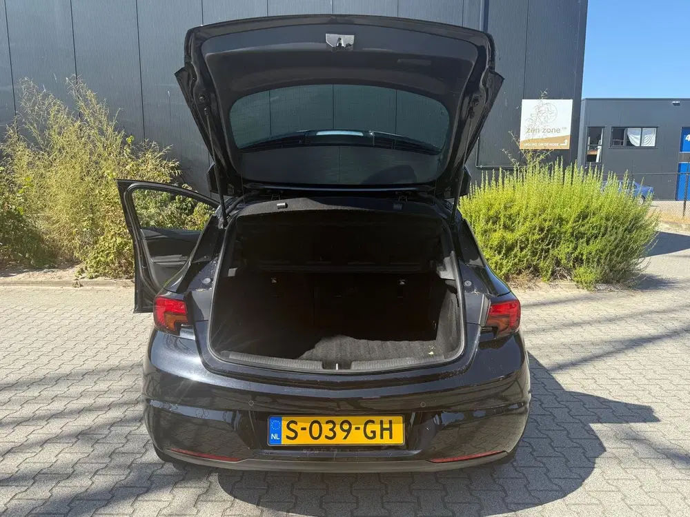Opel Astra 1.4 Blitz Elegance uit 2021, foto 9