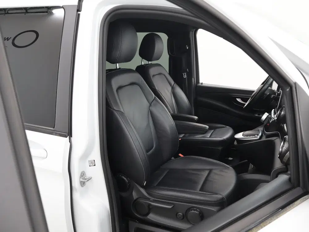 Mercedes-Benz V-Klasse 300d uit 2021, foto 10