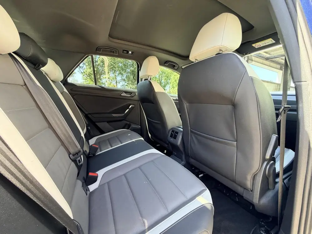 Volkswagen T-Roc 1.5 TSI Sport | Navi | Leer | Clima | Pano uit 2019, foto 15
