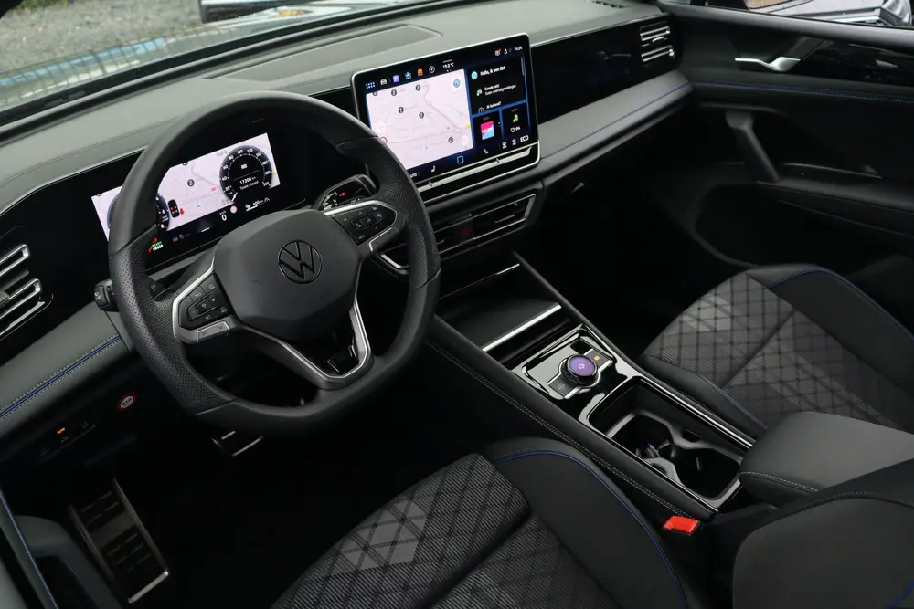 Volkswagen Tiguan 1.5 eHybrid R-Line | Trekhaak | Camera | S uit 2025, foto 10