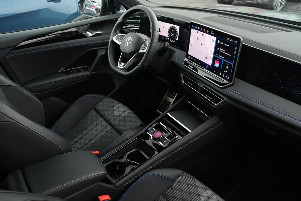 Volkswagen Tiguan 1.5 eHybrid R-Line | Trekhaak | Camera | S uit 2025, foto 12