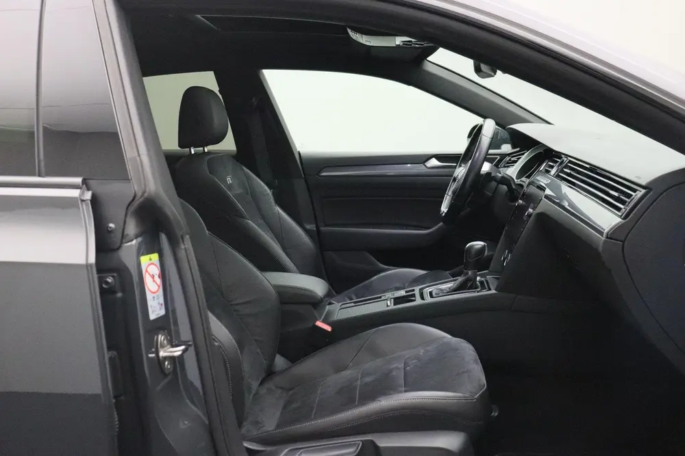 Volkswagen Arteon 2.0 TSI Business R Exclusive 2020 Panorama uit 2020, foto 19