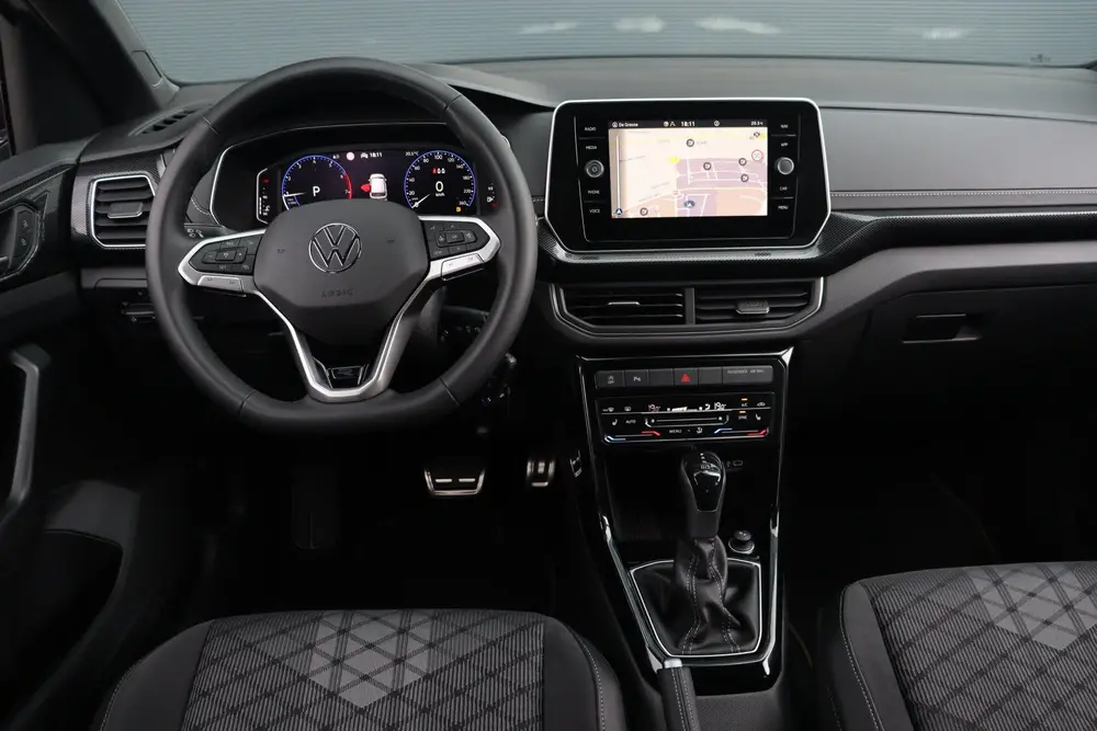 Volkswagen T-Cross 1.5 TSI R-Line | ACC | Camera | 18 Inch | uit 2025, foto 11