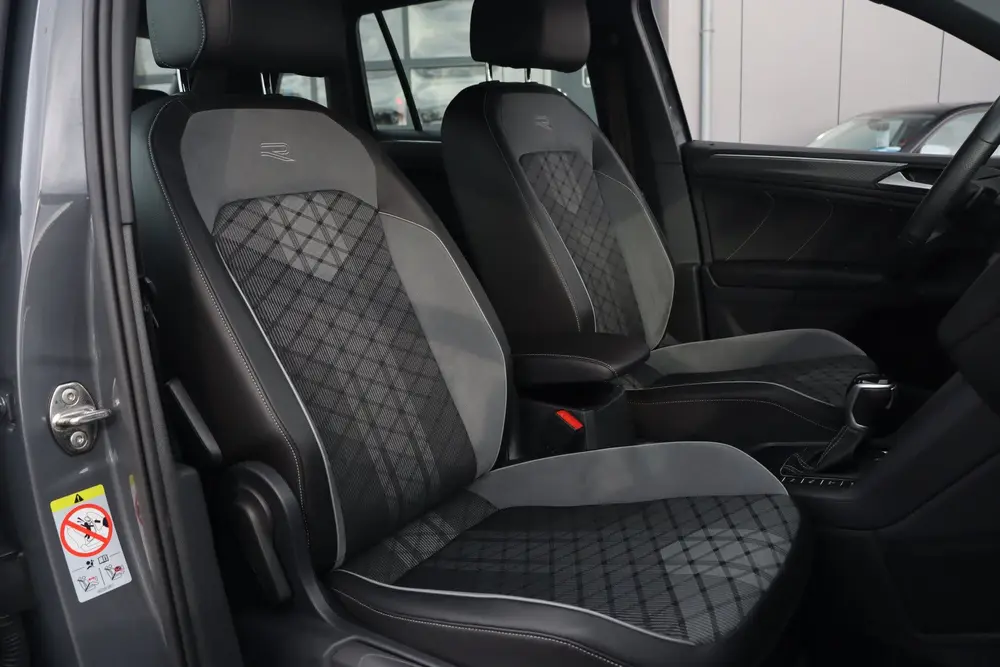 Volkswagen Tiguan 1.4 TSI eHybrid R-Line | Trekhaak | ACC | uit 2022, foto 10