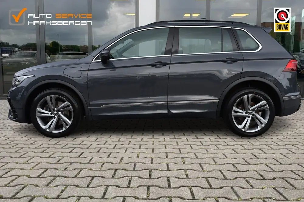 Volkswagen Tiguan 1.4 TSI eHybrid R-Line | Trekhaak | ACC | uit 2022, foto 2