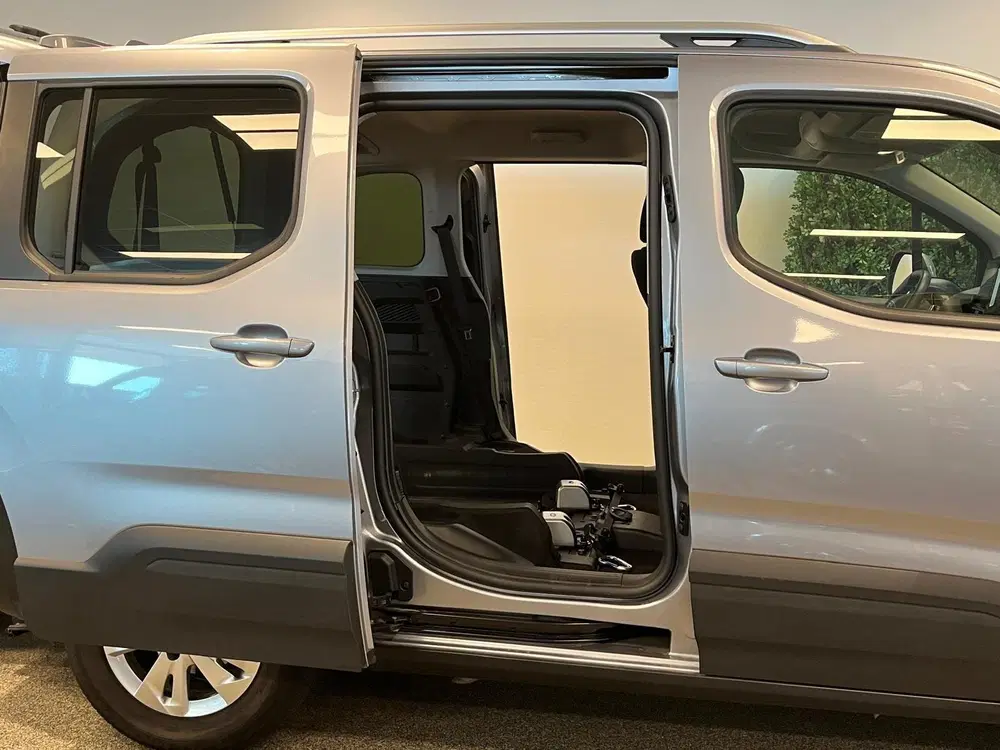 Peugeot Rifter L1 Rolstoelauto Automaat 3+1 of 5+0 uit 2021, foto 11