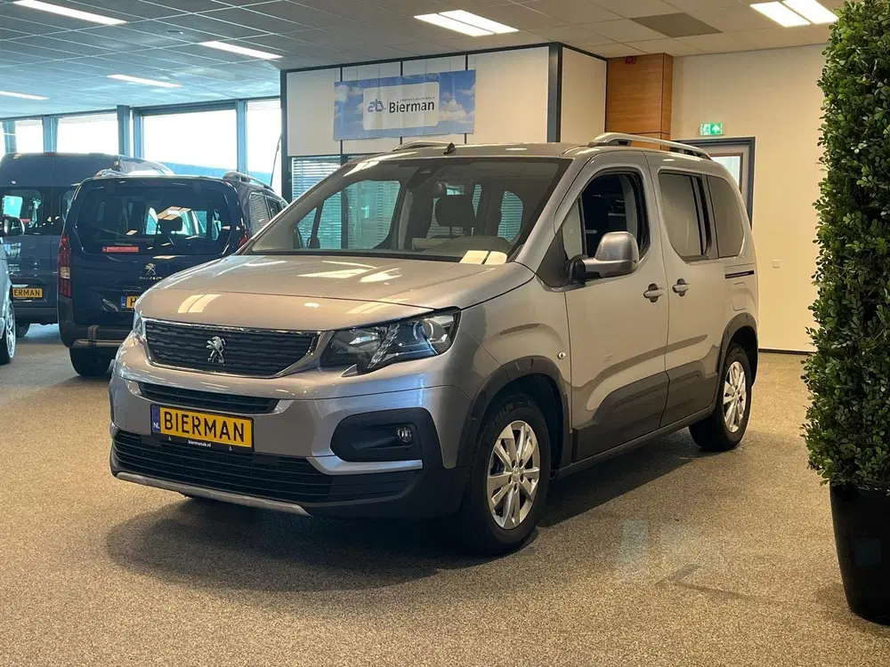 Peugeot Rifter L1 Rolstoelauto Automaat 3+1 of 5+0 uit 2021, foto 12