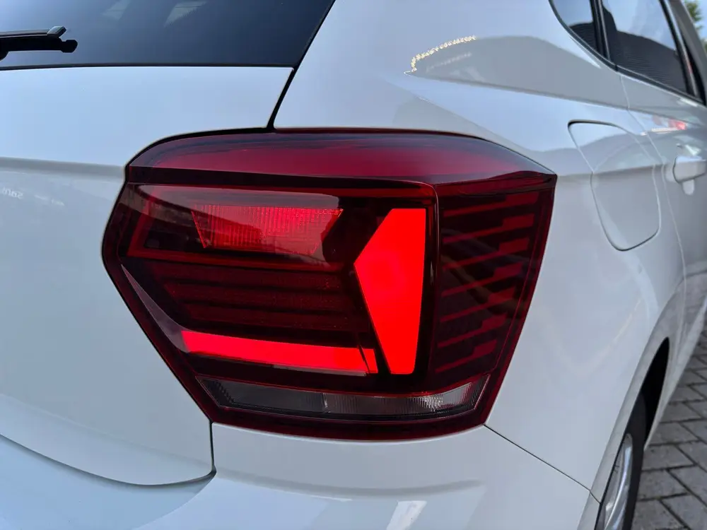 Volkswagen Polo 1.0 TSI 116pk 7-DSG 2020 Stoelverwarming ACC uit 2020, foto 11