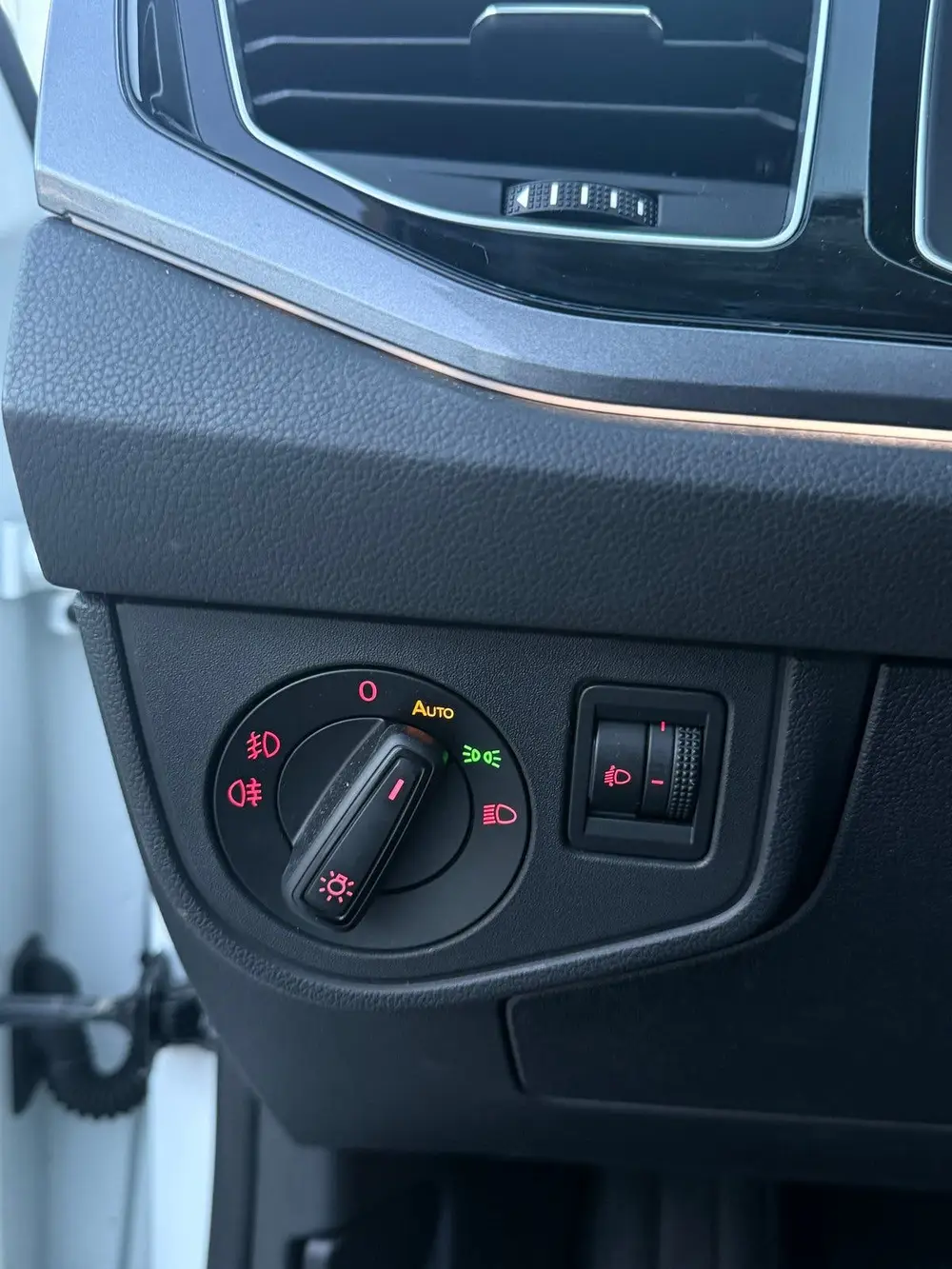 Volkswagen Polo 1.0 TSI 116pk 7-DSG 2020 Stoelverwarming ACC uit 2020, foto 19