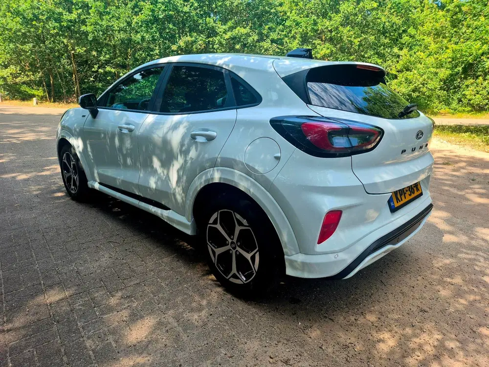 Ford Puma 1.0 EcoBoost Hybrid ST-Line uit 2025, foto 4