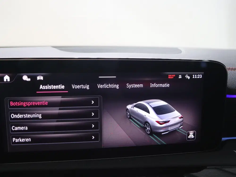 Mercedes-Benz CLA 180 AMG Line uit 2025, foto 17
