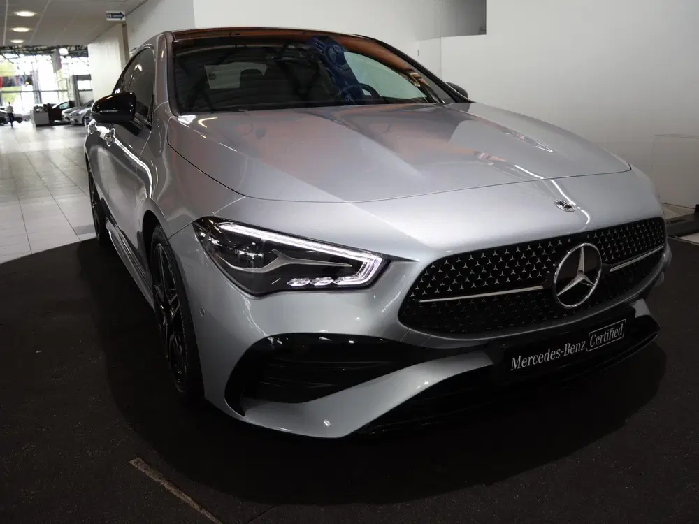 Mercedes-Benz CLA 180 AMG Line uit 2025, foto 7