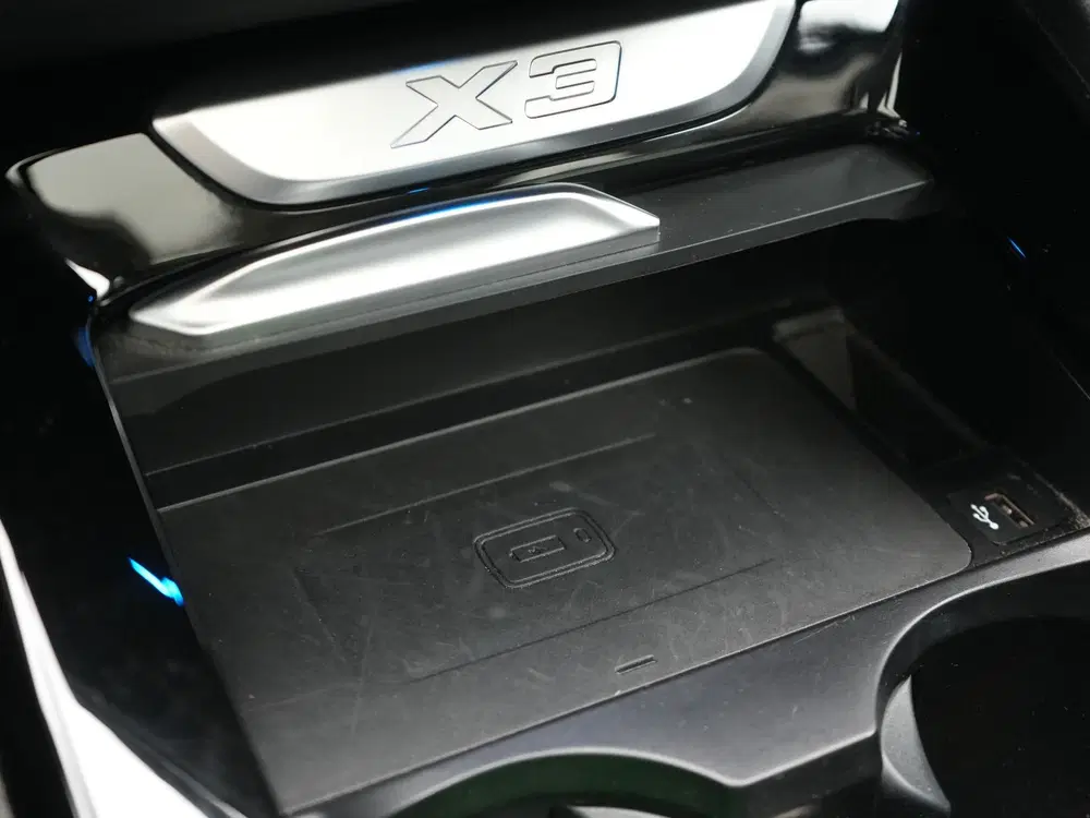 BMW X3 xDrive30e Advantage PHEV 293pk Dealer O.H. uit 2021, foto 19