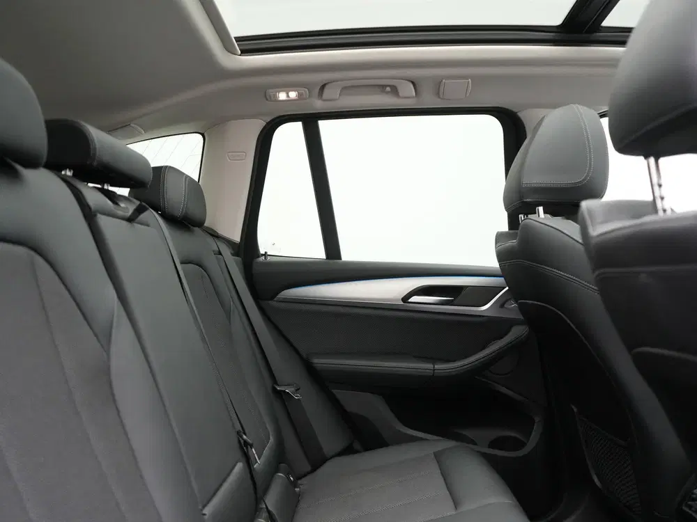BMW X3 xDrive30e Advantage PHEV 293pk Dealer O.H. uit 2021, foto 6