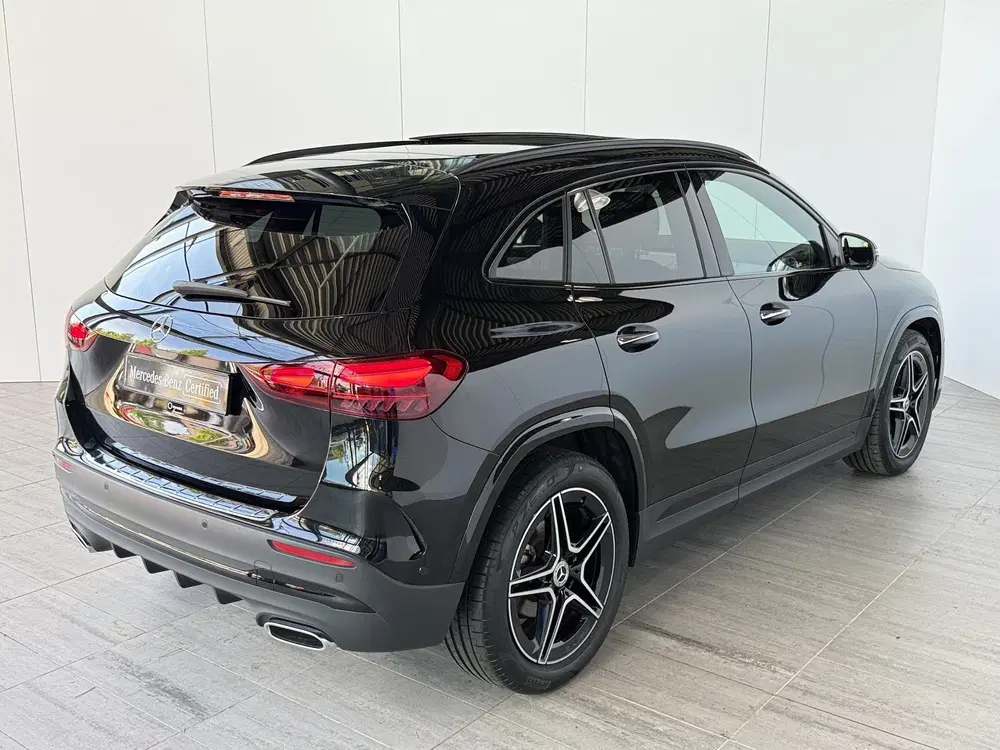 Mercedes-Benz GLA 180 AMG Line uit 2025, foto 6