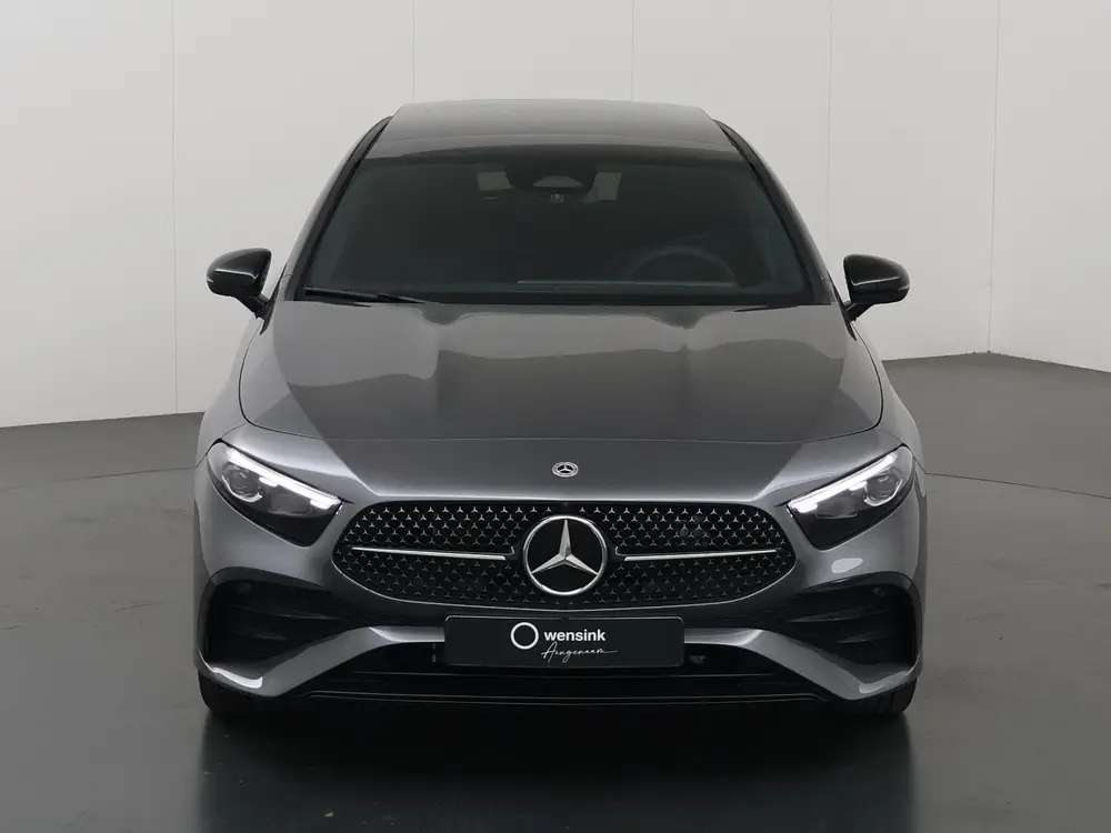 Mercedes-Benz A-Klasse 250e Business Solution AMG uit 2025, foto 3